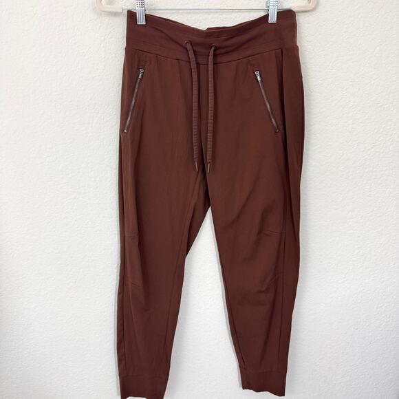 Athleta Women Trekkie Mid Rise Legacy Jogger Pant Size 4 Athleisure Active Brown - Picture 1 of 8